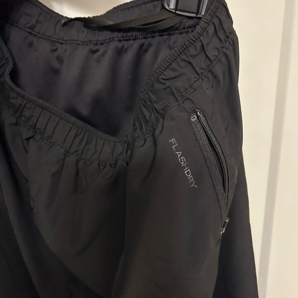 The North Face Shorts in Black XXL